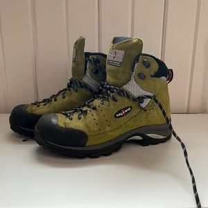 Kayland Sport Convert Women’s Hiking Boot